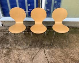 BEECH ROUND BACK WOODEN STACKING CHAIRS WITH CHROME LEGS – £10 + VAT EACH – QUANTITY AVAILABLE