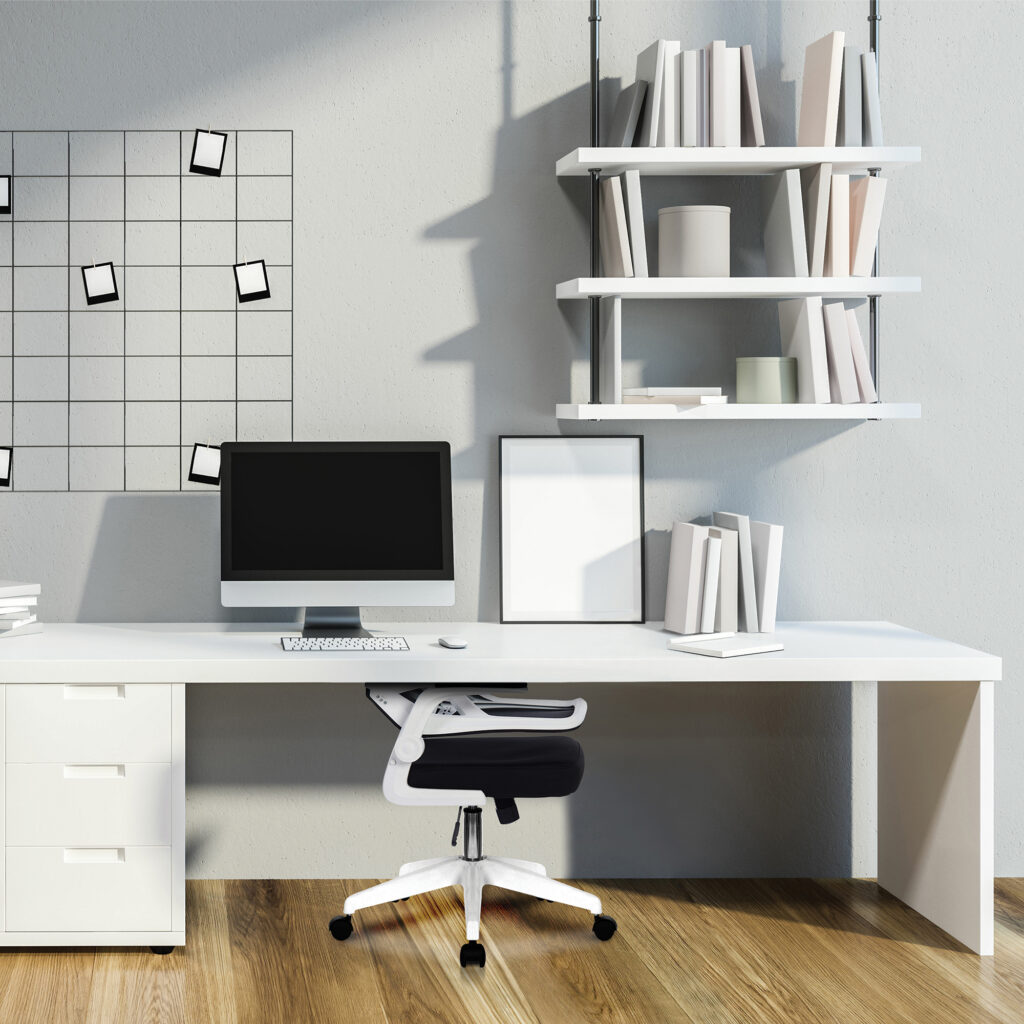 BCM-K523-WH-BK-LIFESTYLE-2