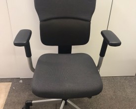 USED Steelcase Let’s B Fabric Task Chairs with adjustable arms £99 + VAT!!