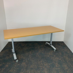 Flip top tables