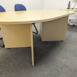 Oval meeting table £199 plus vat including four blue chairs